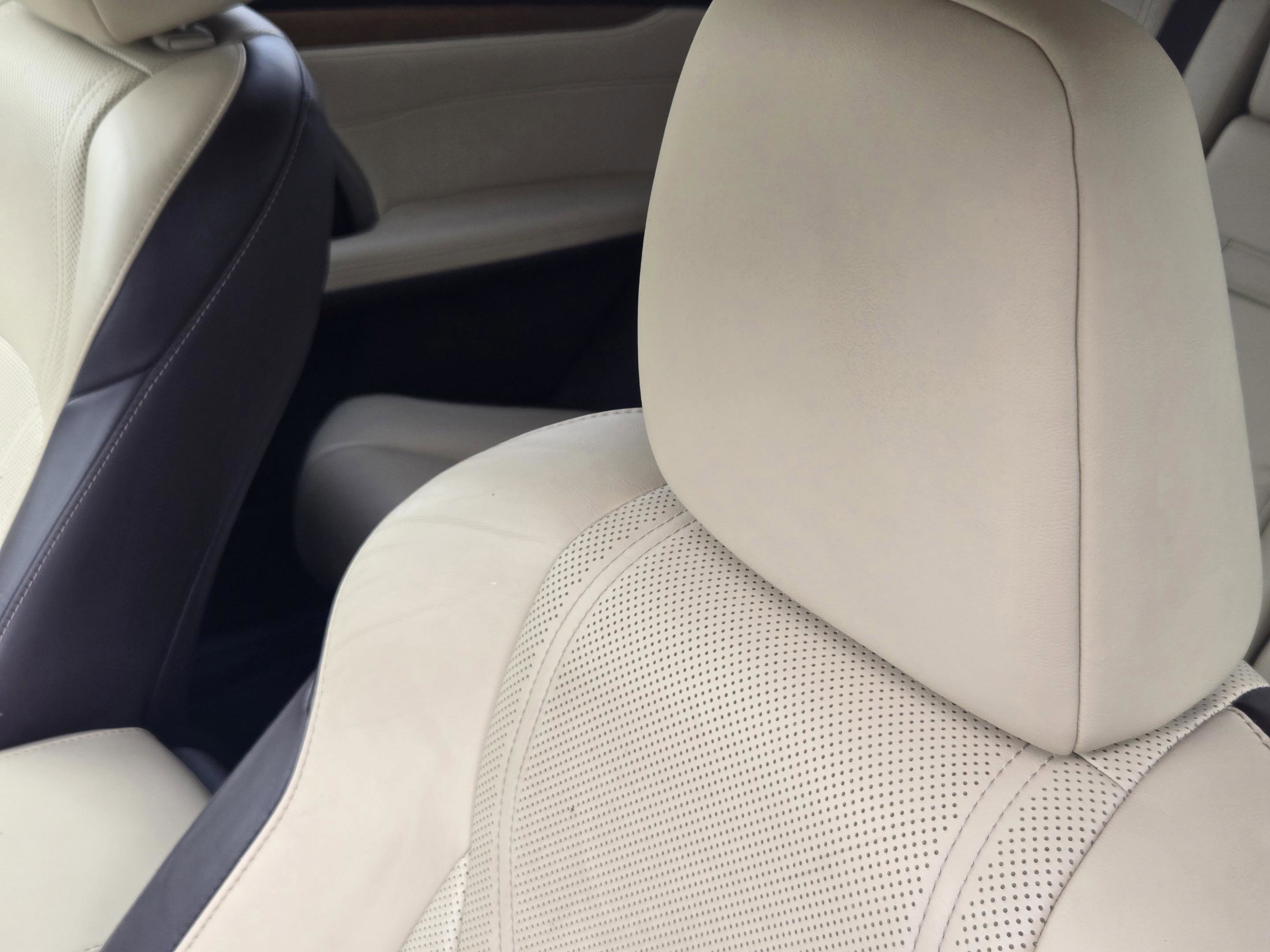 Used 2019 Lexus RX 450h AWD image 25