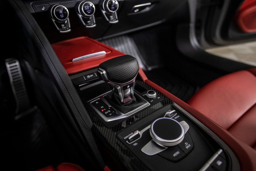 Used 2018 Audi R8 V10 plus image 31