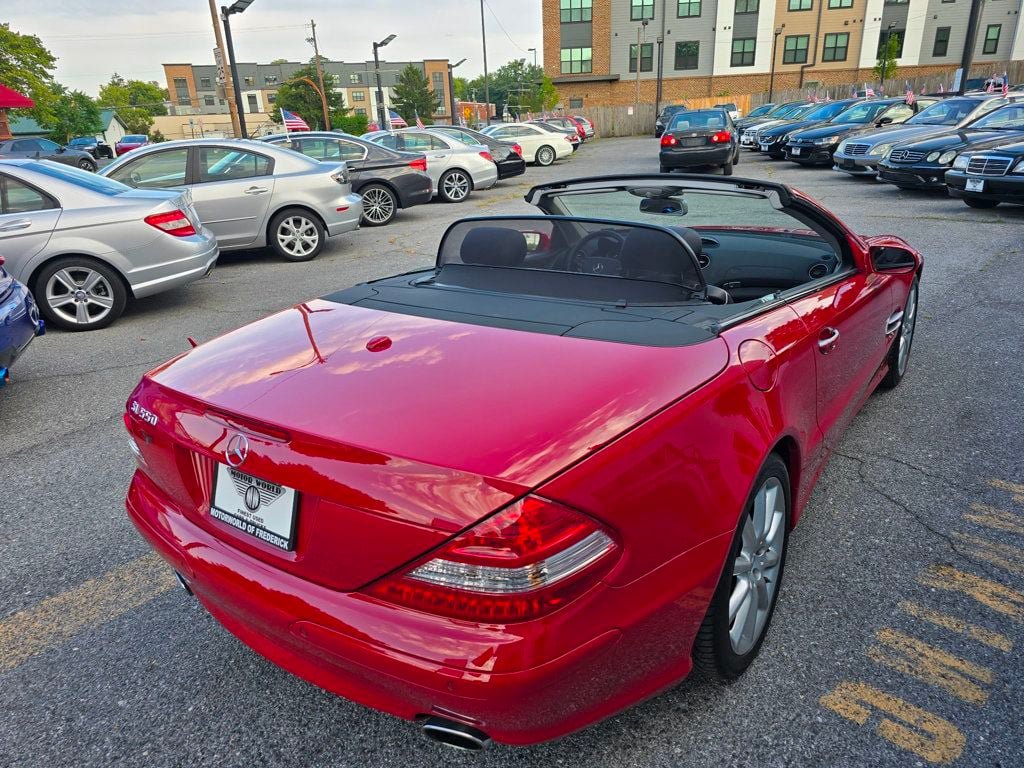 Used 2007 Mercedes-Benz SL 550 image 28