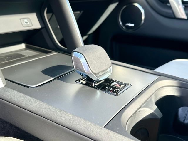 Certified 2025 Land Rover Discovery Sport S image 20