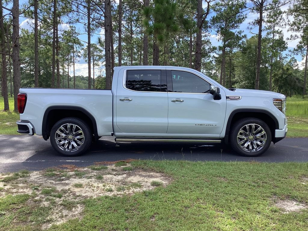 New 2026 GMC Sierra 1500 Denali w/ Denali Reserve Package AWD/4WD image 6