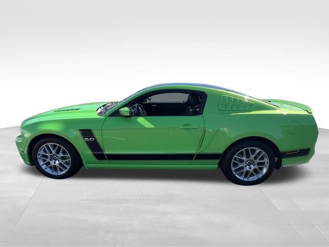 Used 2014 Ford Mustang GT Premium RWD image 3