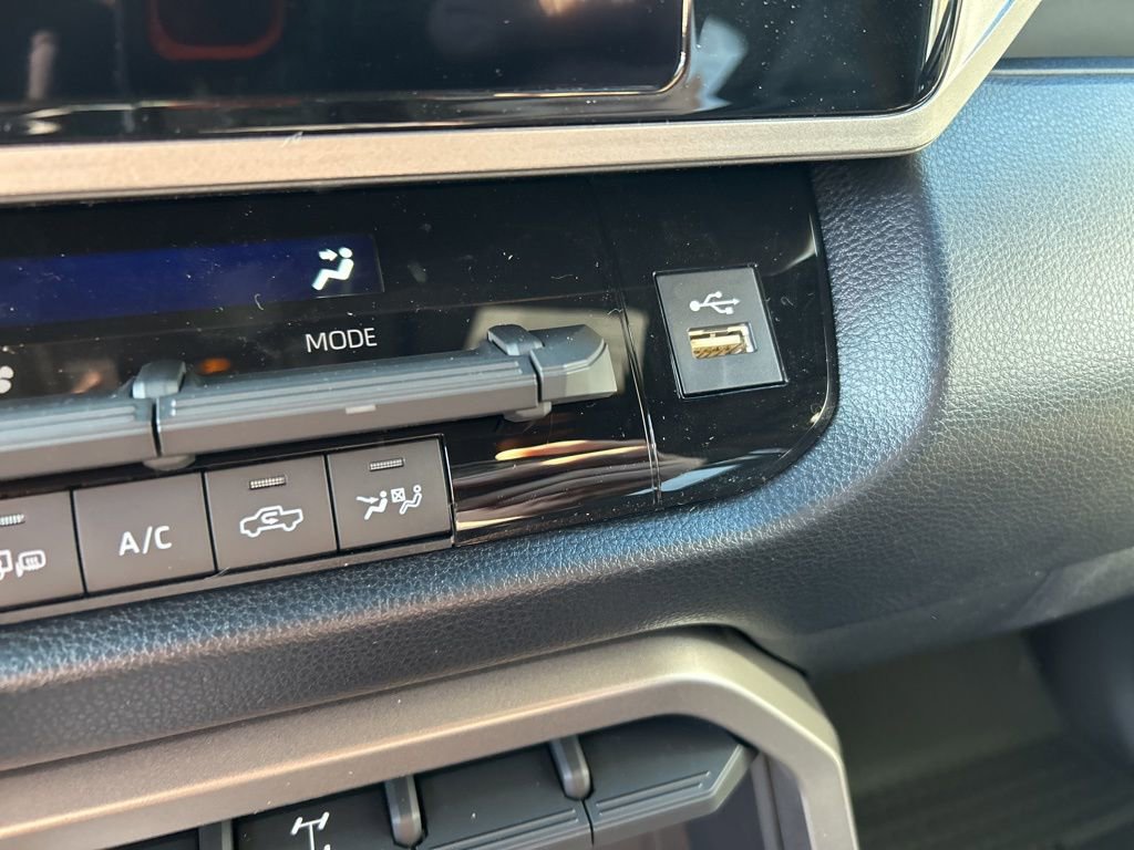 New 2026 Toyota Tundra SR5 image 6