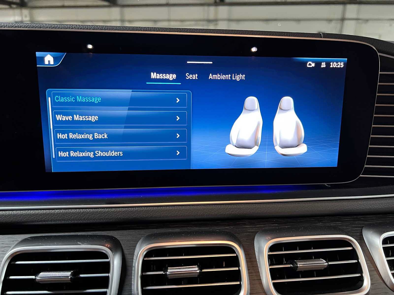 New 2026 Mercedes-Benz GLS 450 4MATIC image 37