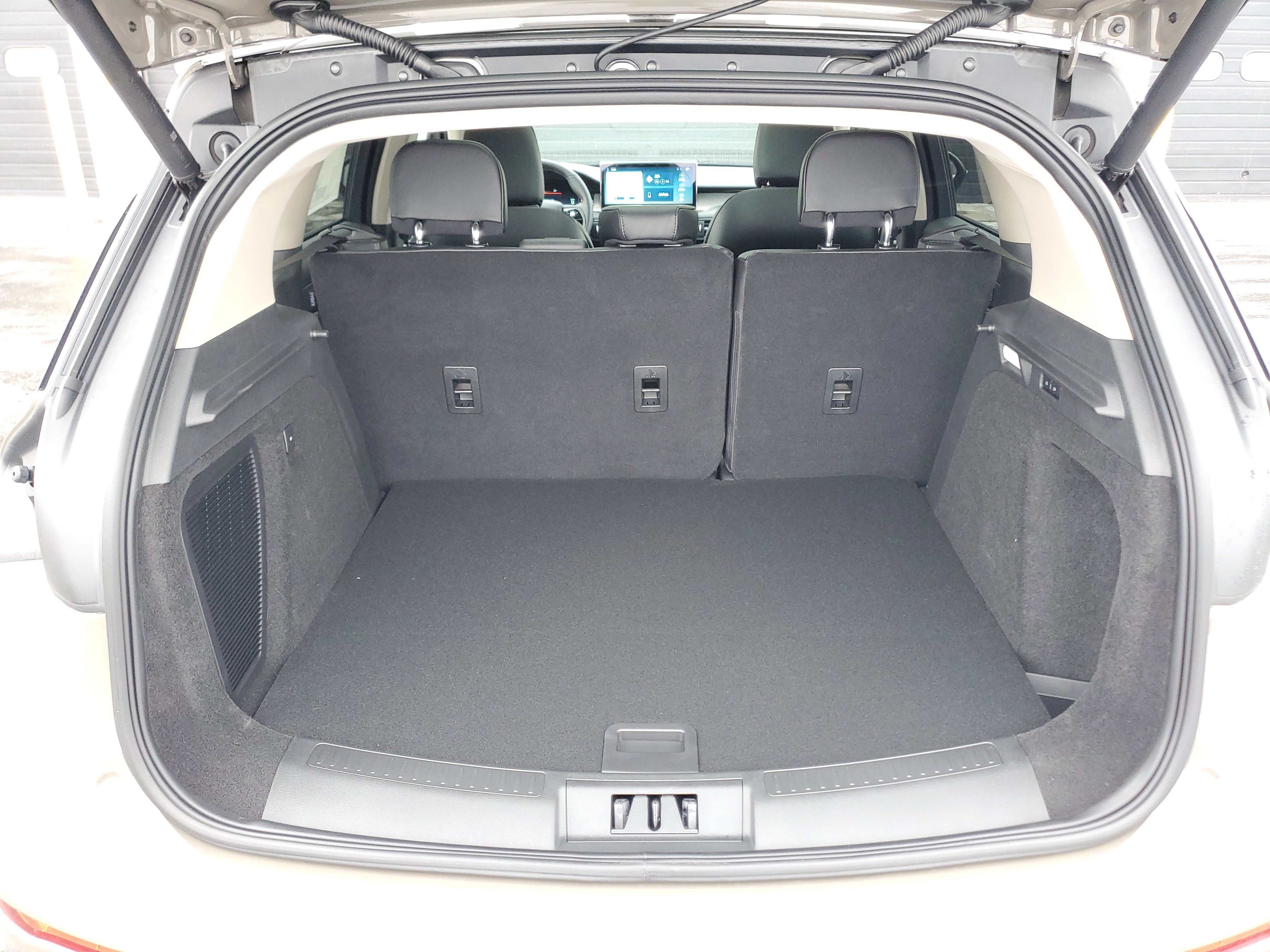 New 2026 Lincoln Corsair Premiere image 29