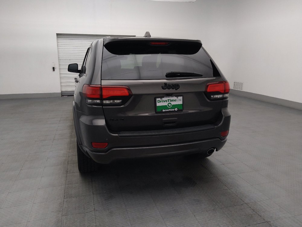 Used 2019 Jeep Grand Cherokee Altitude AWD/4WD image 6