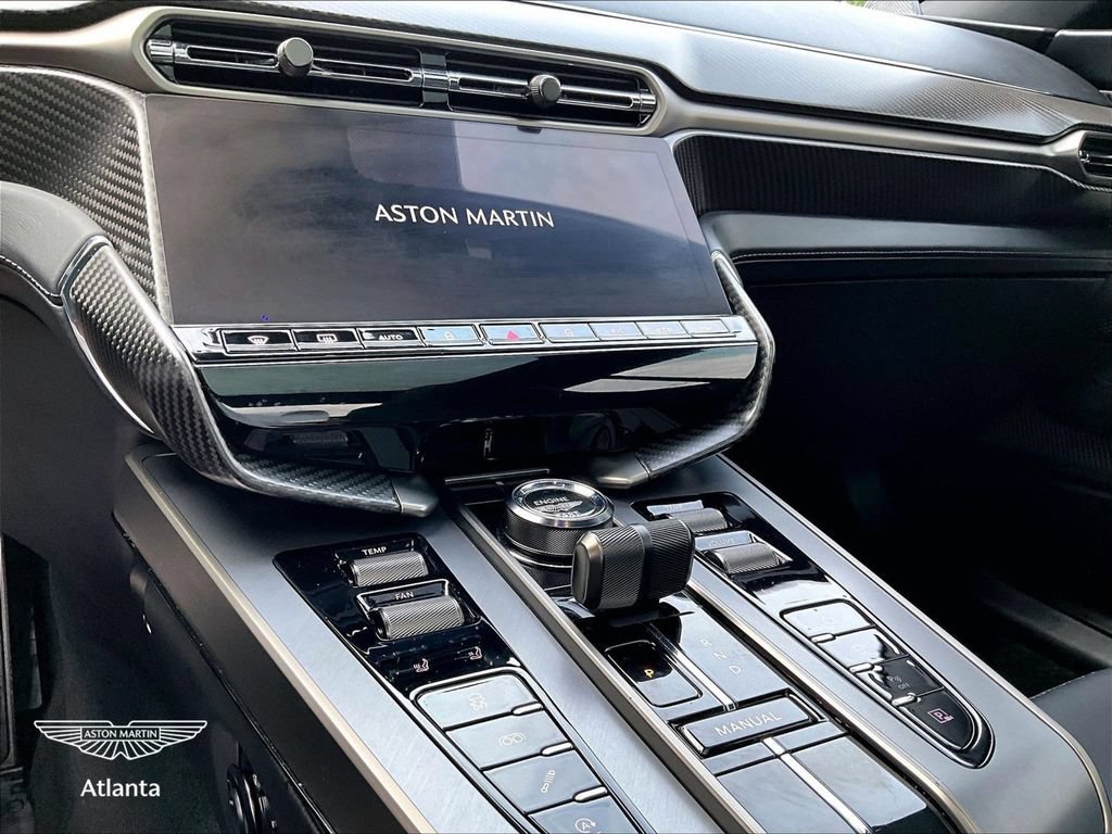 Used 2025 Aston Martin Vanquish RWD image 7