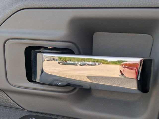 Used 2024 RAM 1500 Classic SLT image 32