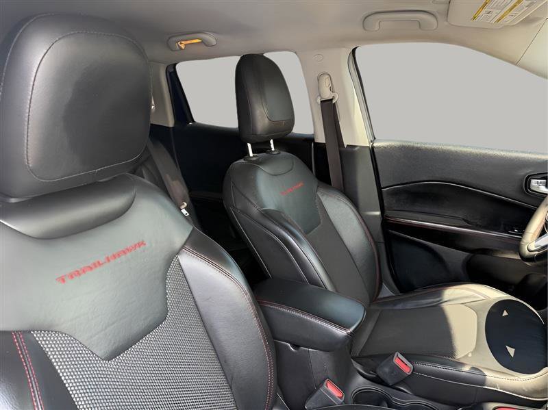 Used 2021 Jeep Compass Trailhawk AWD/4WD image 32