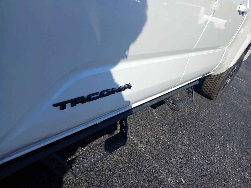 New 2025 Toyota Tacoma TRD Sport image 13
