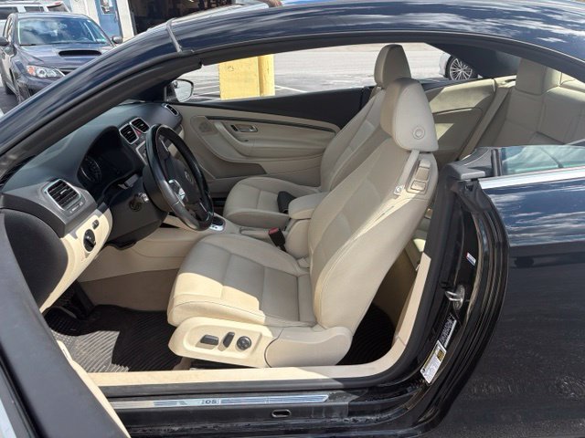 Used 2011 Volkswagen Eos Komfort FWD image 9
