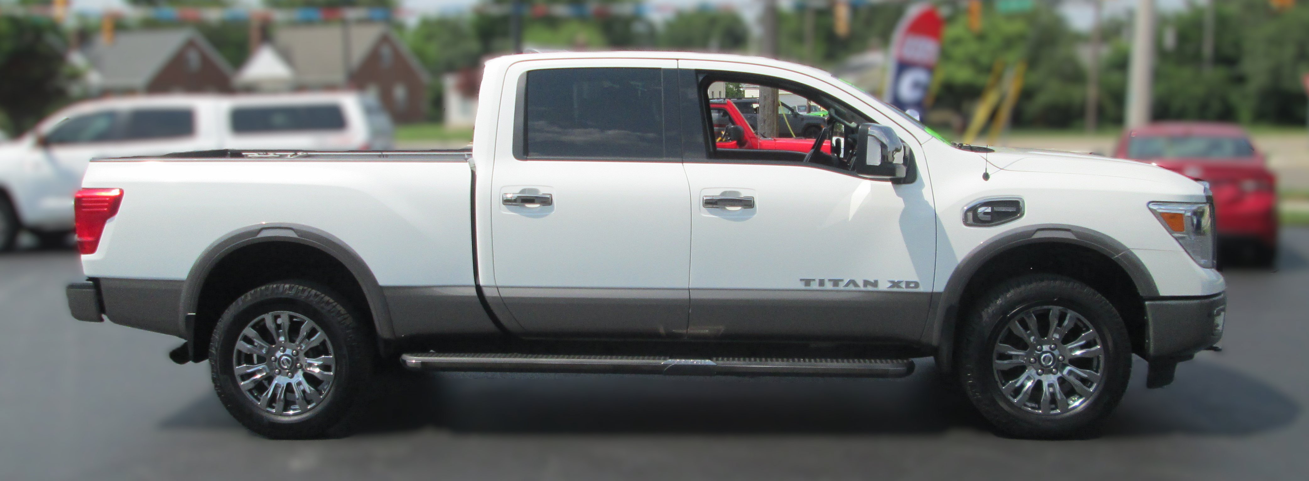 Used 2019 Nissan Titan Platinum Reserve w/ Platinum Utility Package AWD/4WD image 6