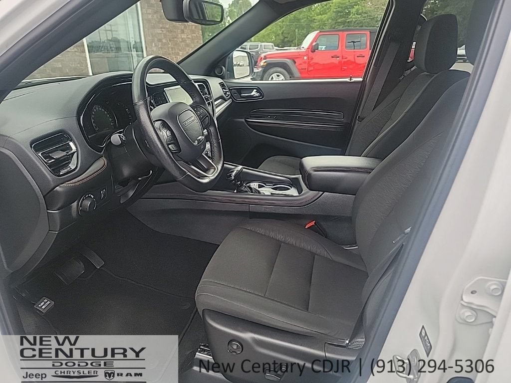 Used 2025 Dodge Durango GT AWD/4WD image 12