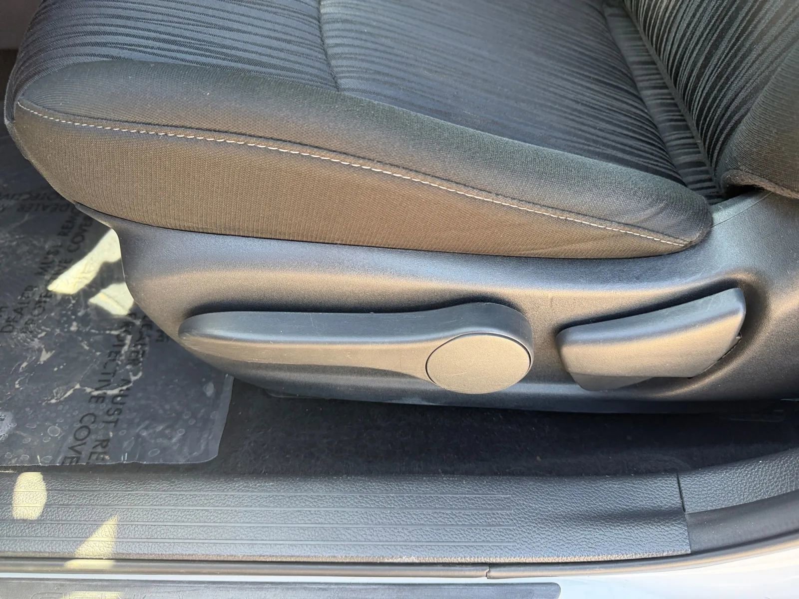 Used 2019 Nissan Sentra SV FWD image 18