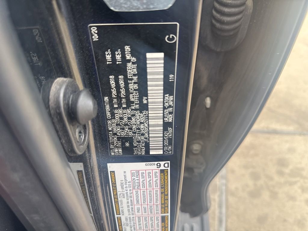 Used 2021 Lexus GX 460 Premium w/ Premium Package image 14