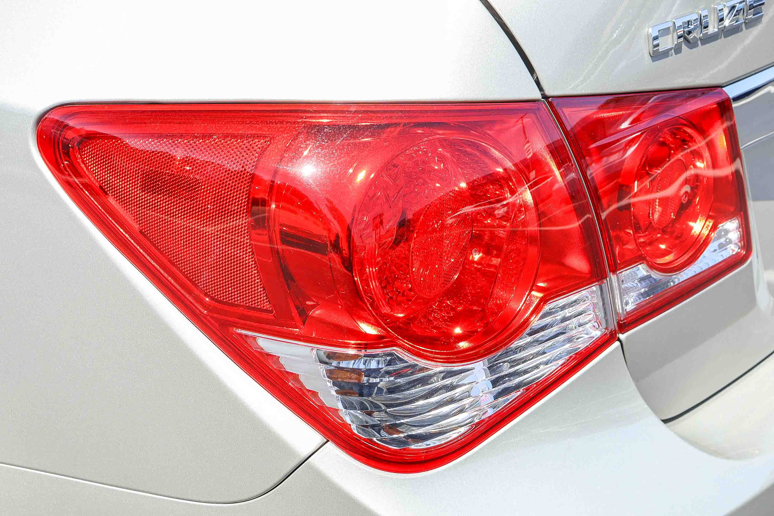 Used 2015 Chevrolet Cruze LT w/ Enhanced Safety Package FWD image 22