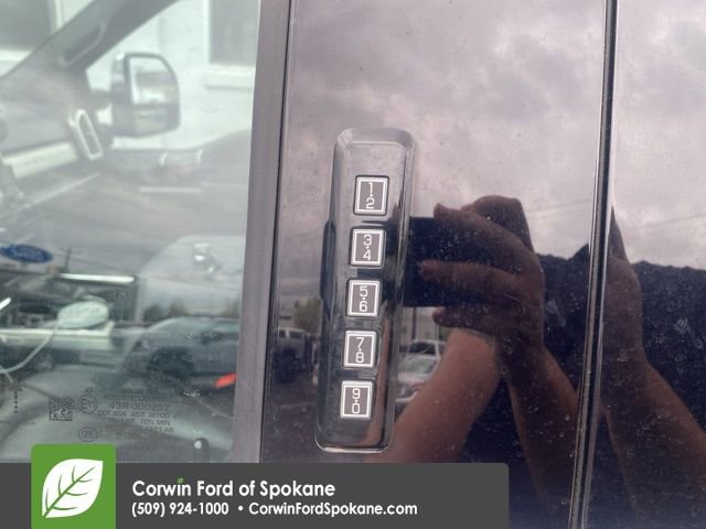 Used 2022 Ford F350 Platinum w/ Tremor Off-Road Package image 14