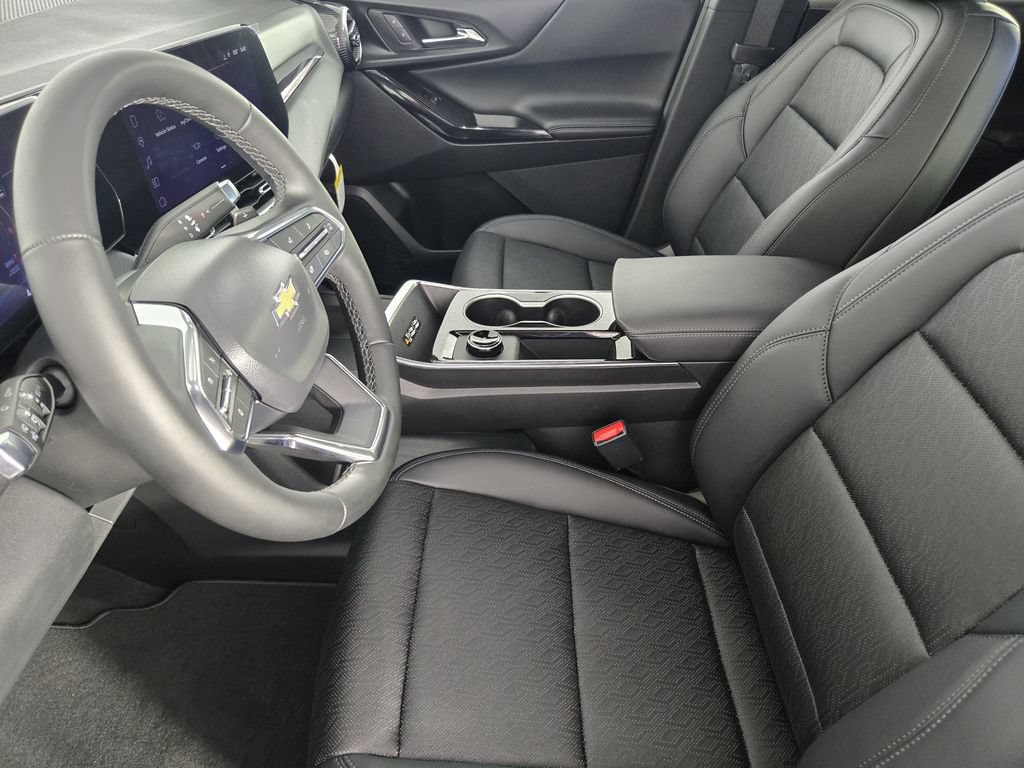 New 2026 Chevrolet Equinox LT w/ Convenience Package II FWD image 15