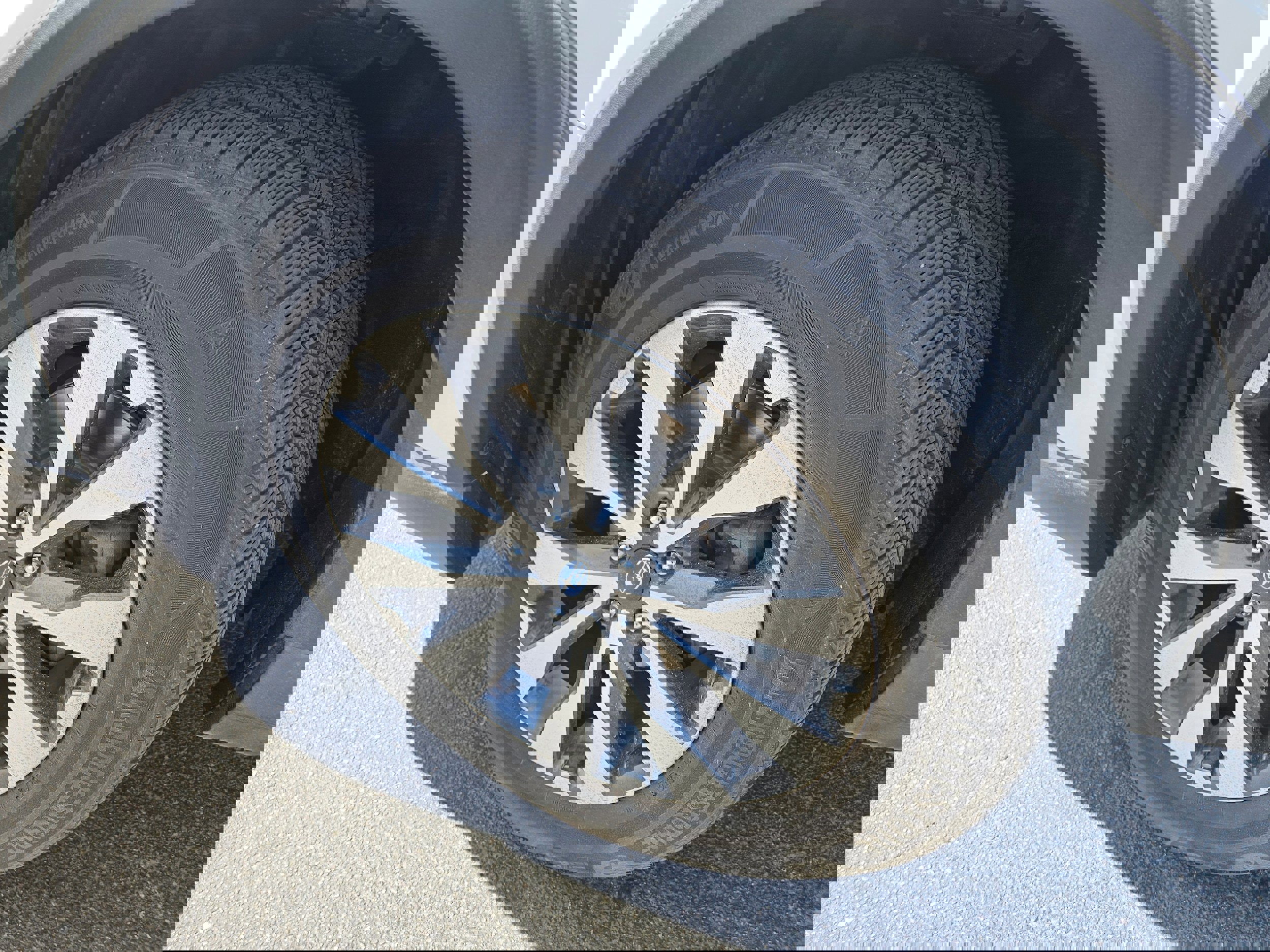 Used 2015 Subaru Outback 3.6R Limited image 21