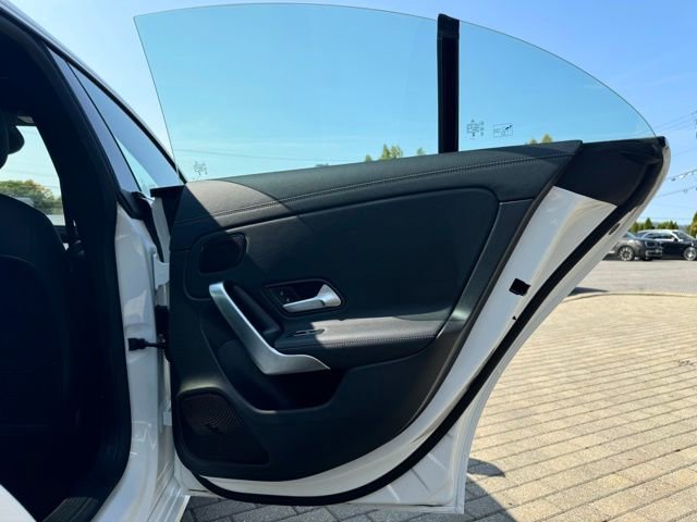 Used 2024 Mercedes-Benz CLA 250 4MATIC image 17