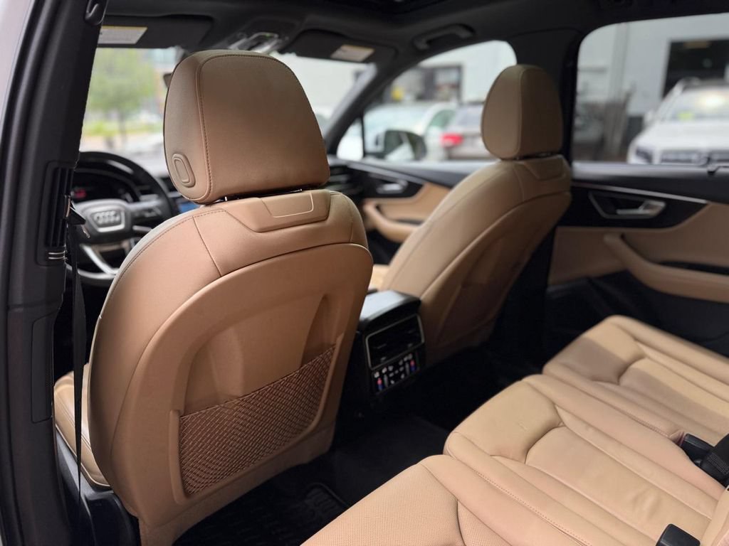Used 2023 Audi Q7 3.0T Prestige w/ Prestige Package AWD/4WD image 20