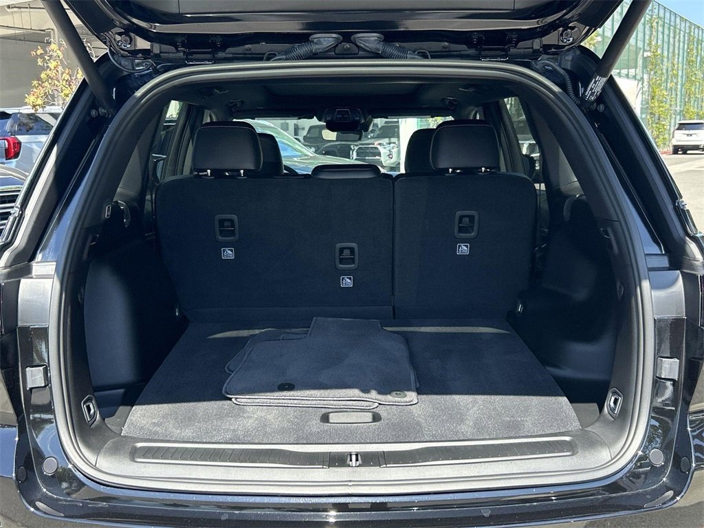 Used 2025 Jeep Grand Cherokee Limited w/ Black Appearance Package image 29