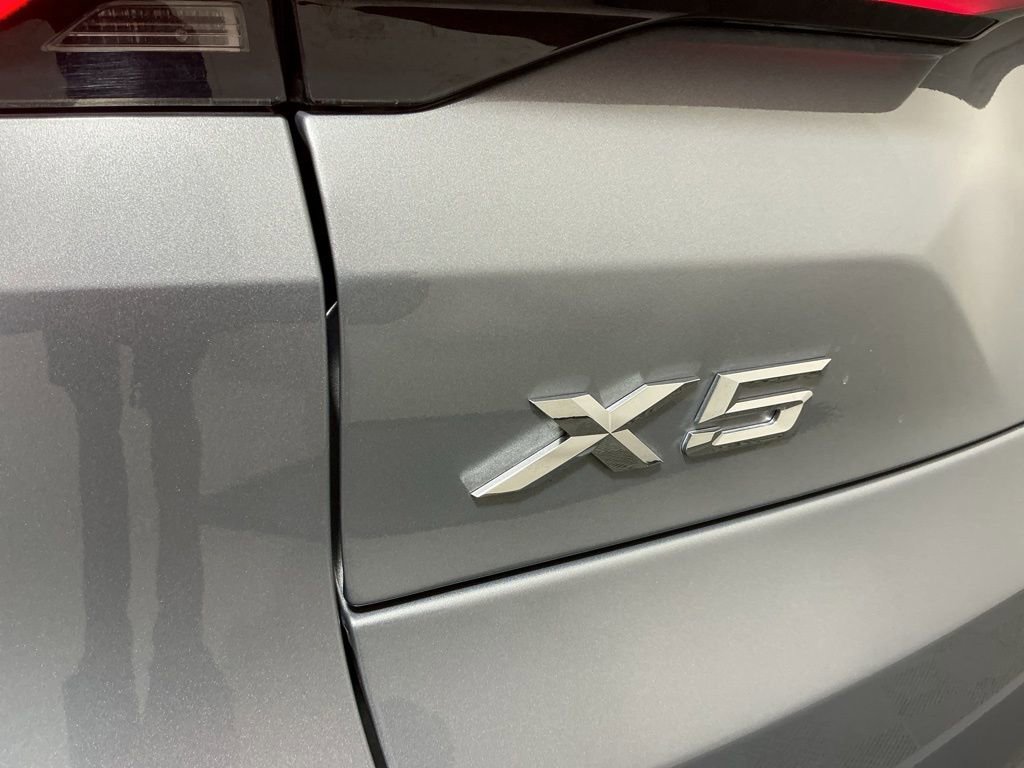 Certified 2025 BMW X5 xDrive50e AWD/4WD image 33