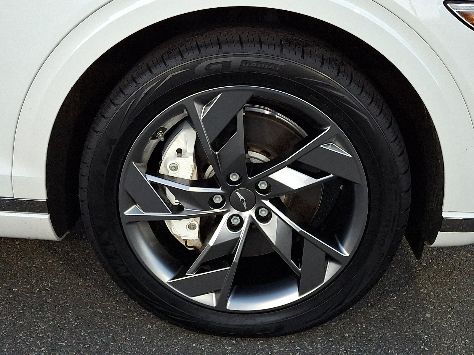Certified 2025 Genesis Electrified GV70 w/ Prestige Package AWD/4WD image 8