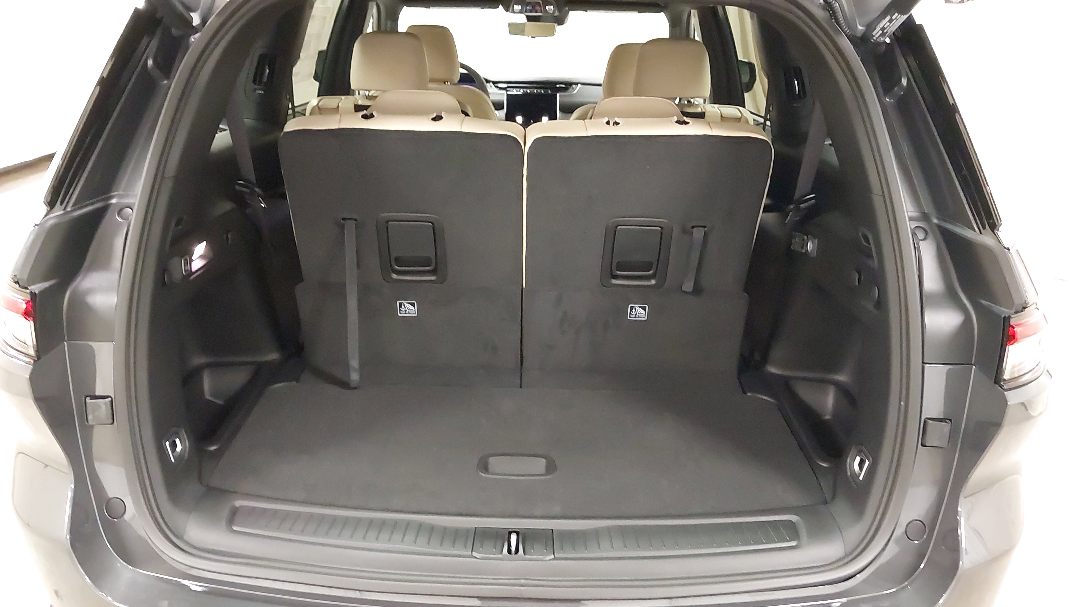 New 2025 Jeep Grand Cherokee L Limited w/ Luxury Tech Group II image 27