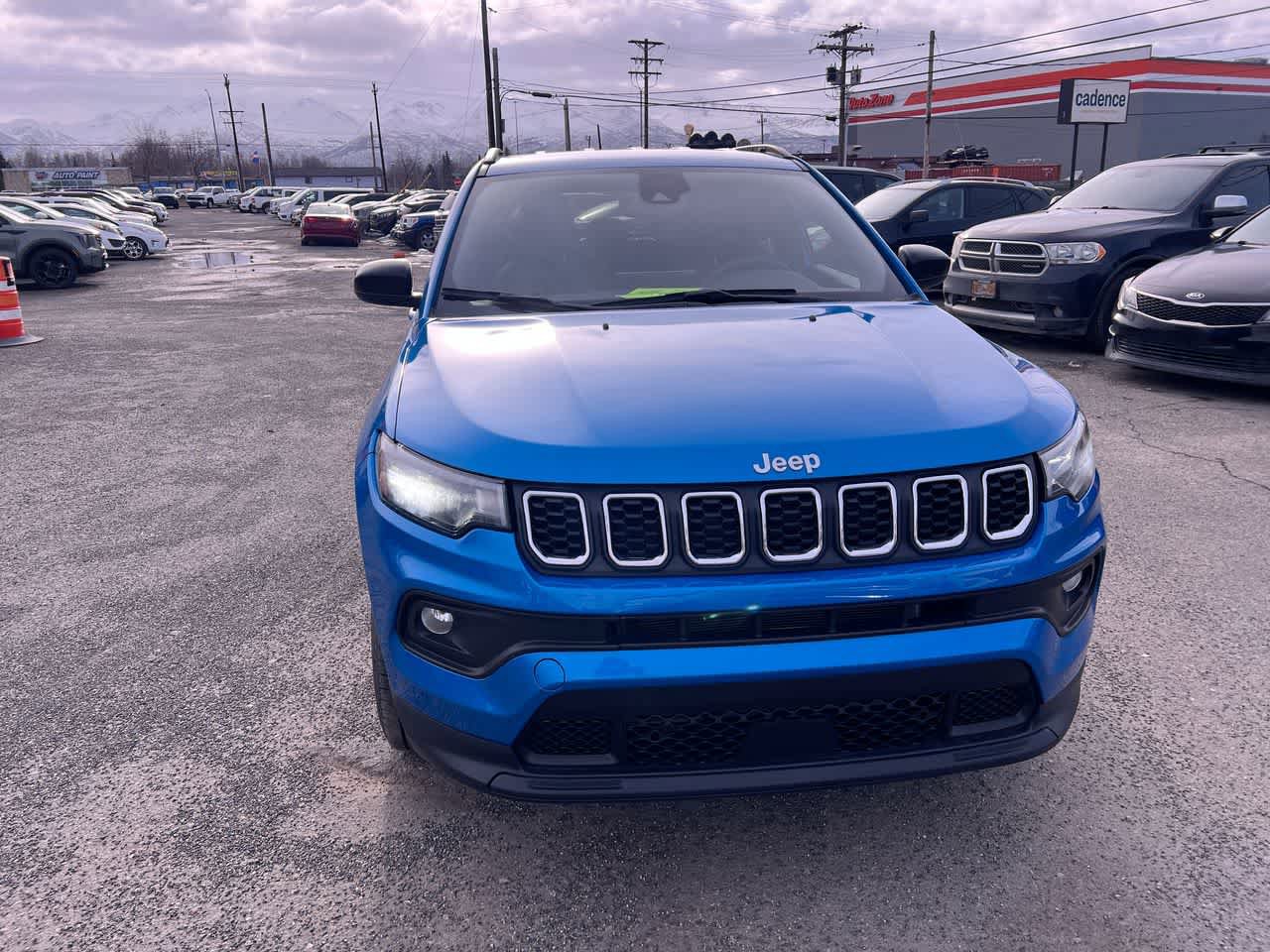 Used 2024 Jeep Compass Latitude AWD/4WD image 29