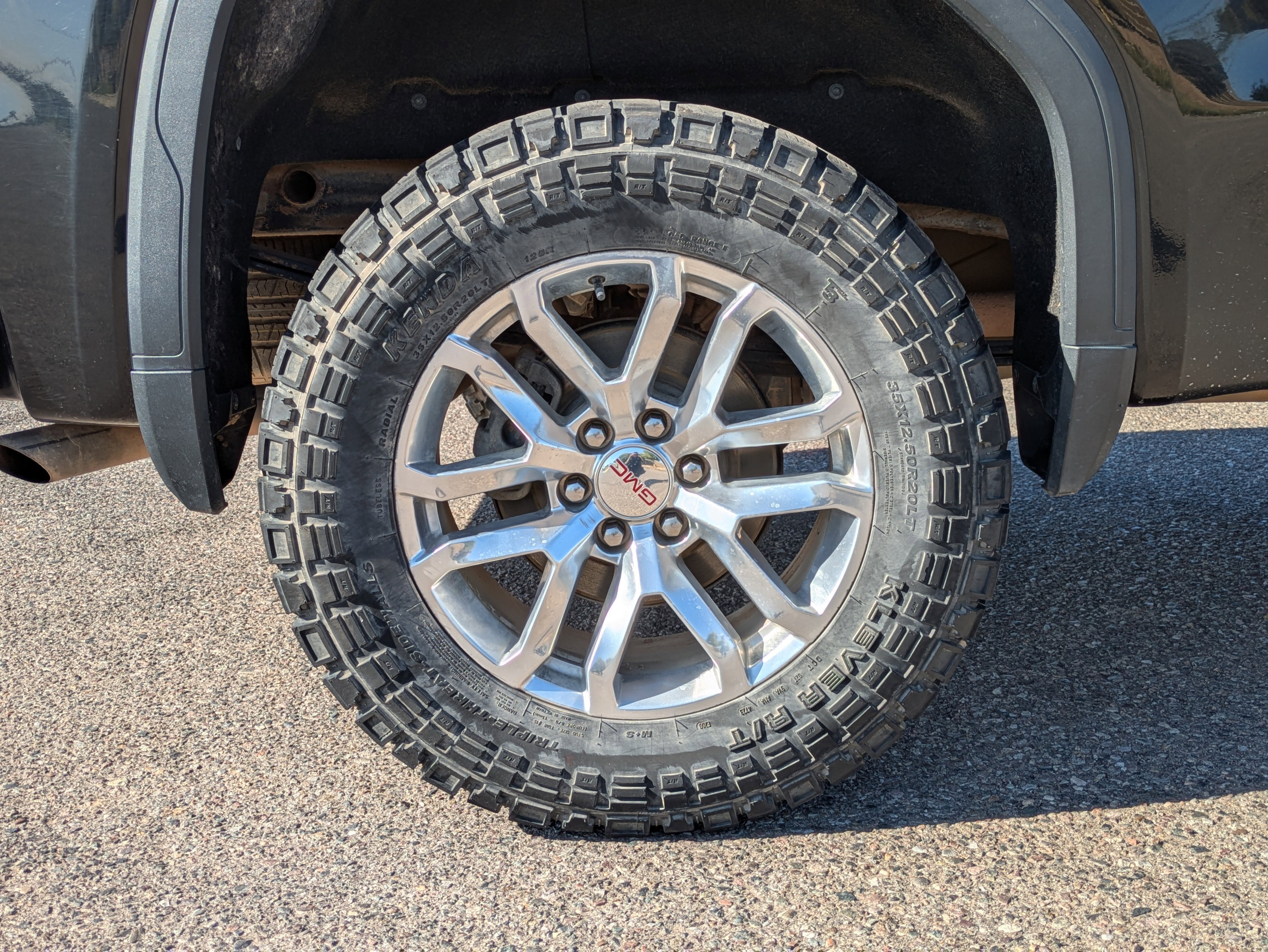 Used 2019 GMC Sierra 1500 SLT w/ SLT Premium Package image 9