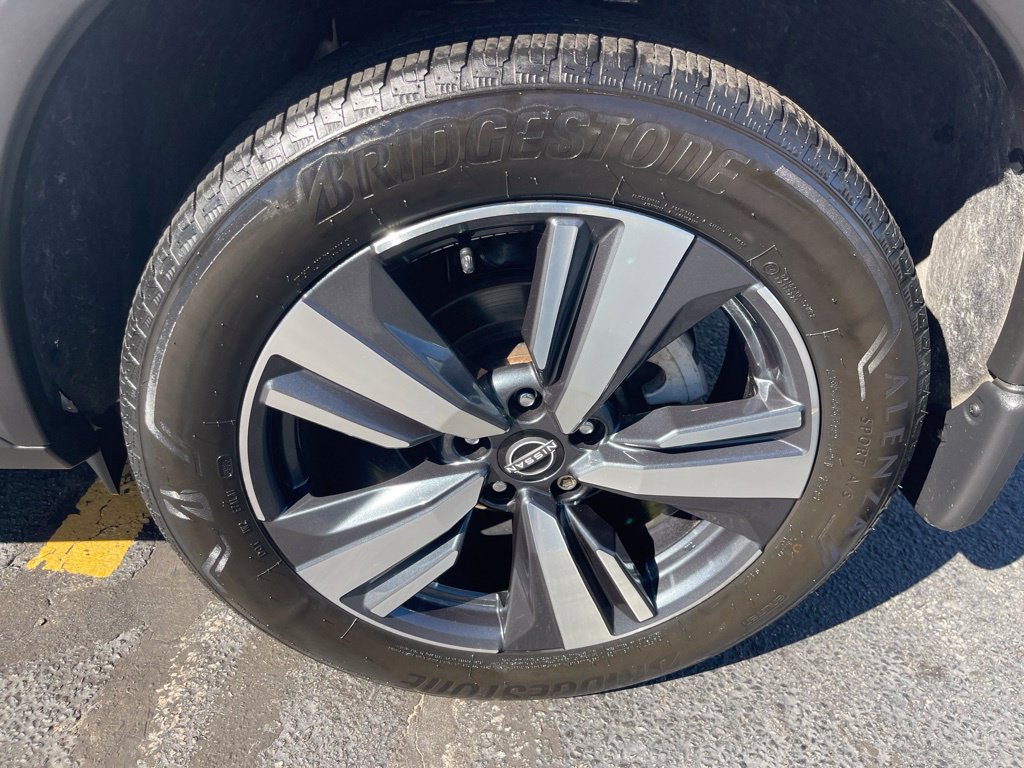 Certified 2023 Nissan Rogue SL AWD/4WD image 27
