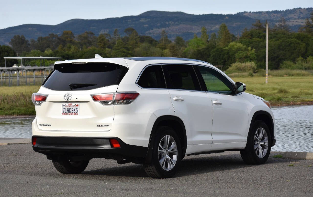 Used 2015 Toyota Highlander XLE AWD/4WD image 9