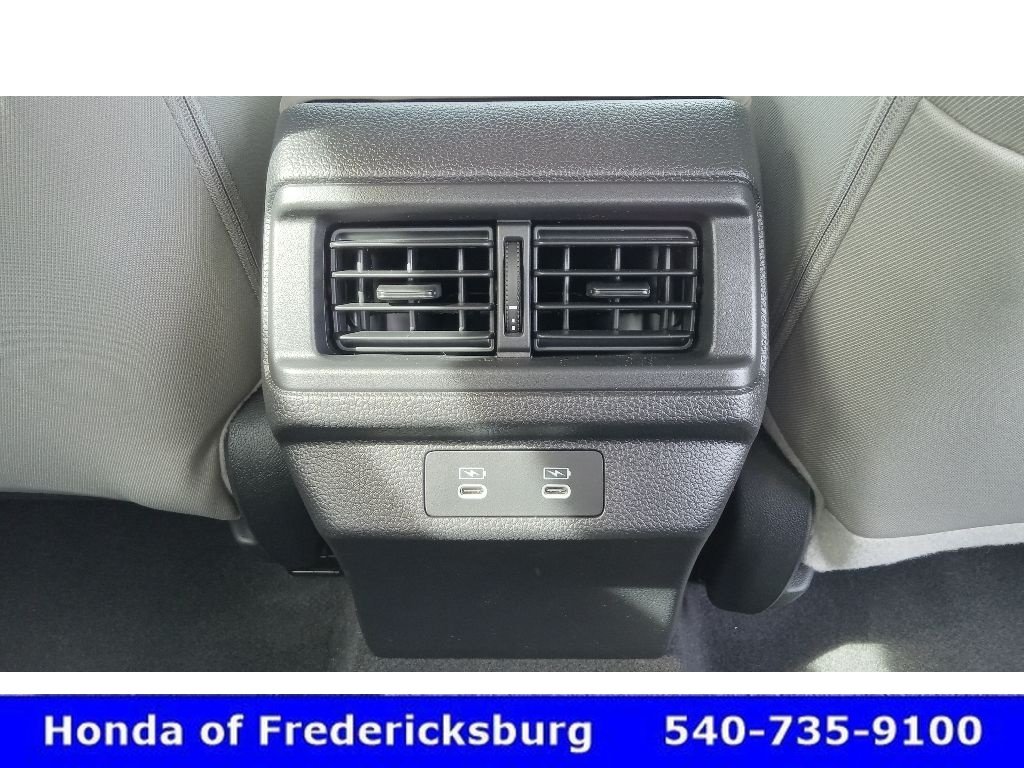 Certified 2025 Honda Accord LX image 32
