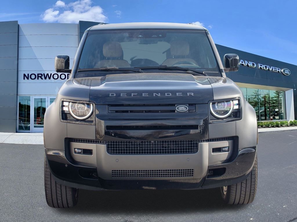 New 2026 Land Rover Defender 130 V8 image 2