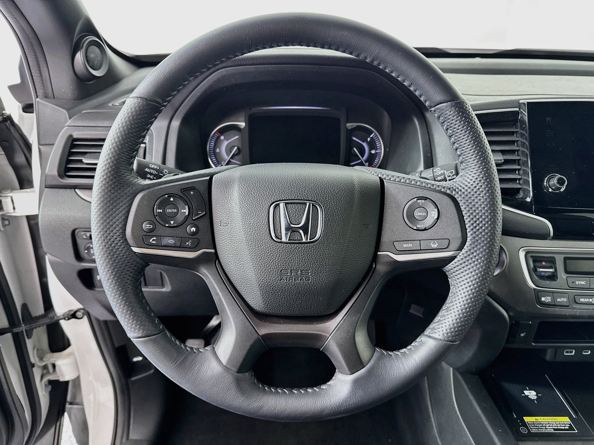 Certified 2025 Honda Passport EX-L image 11