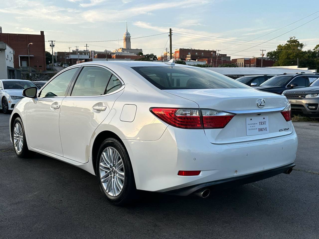 Used 2013 Lexus ES 350 w/ Luxury Pkg FWD image 8