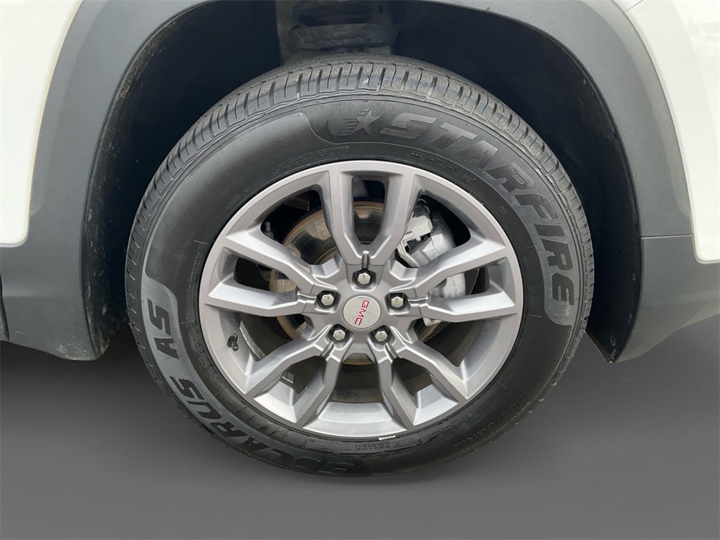 Used 2024 GMC Terrain SLT image 15