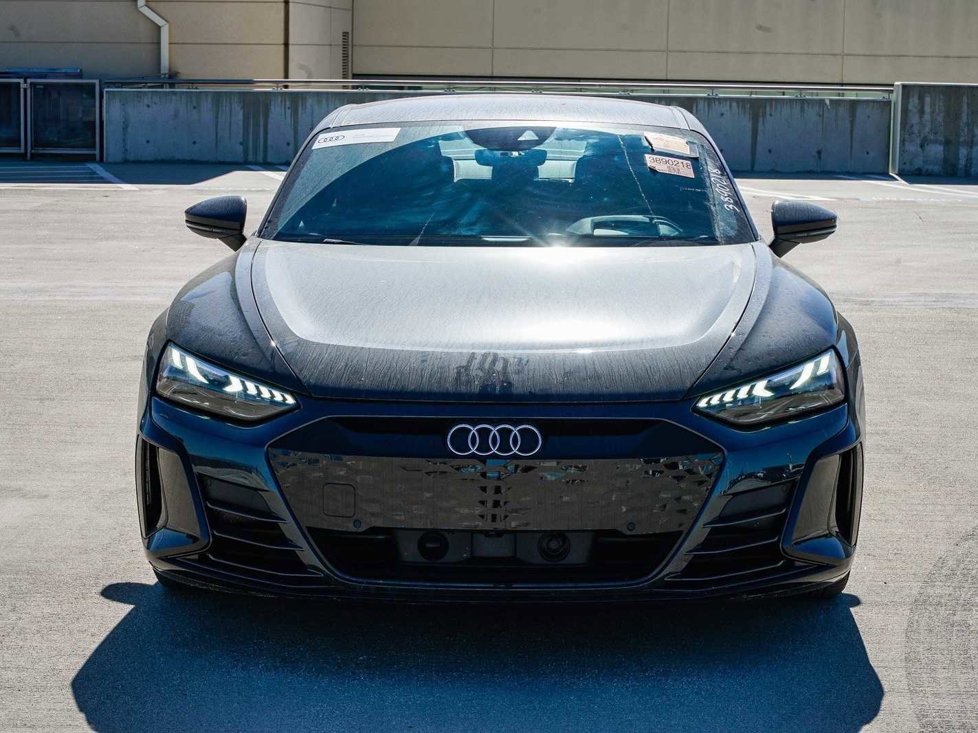Used 2023 Audi e-tron GT Prestige w/ Prestige Package image 6