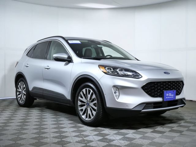 Certified 2020 Ford Escape Titanium AWD/4WD video 1