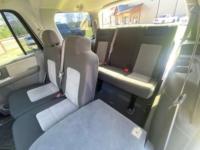 Used 2006 Ford Expedition XLT image 15