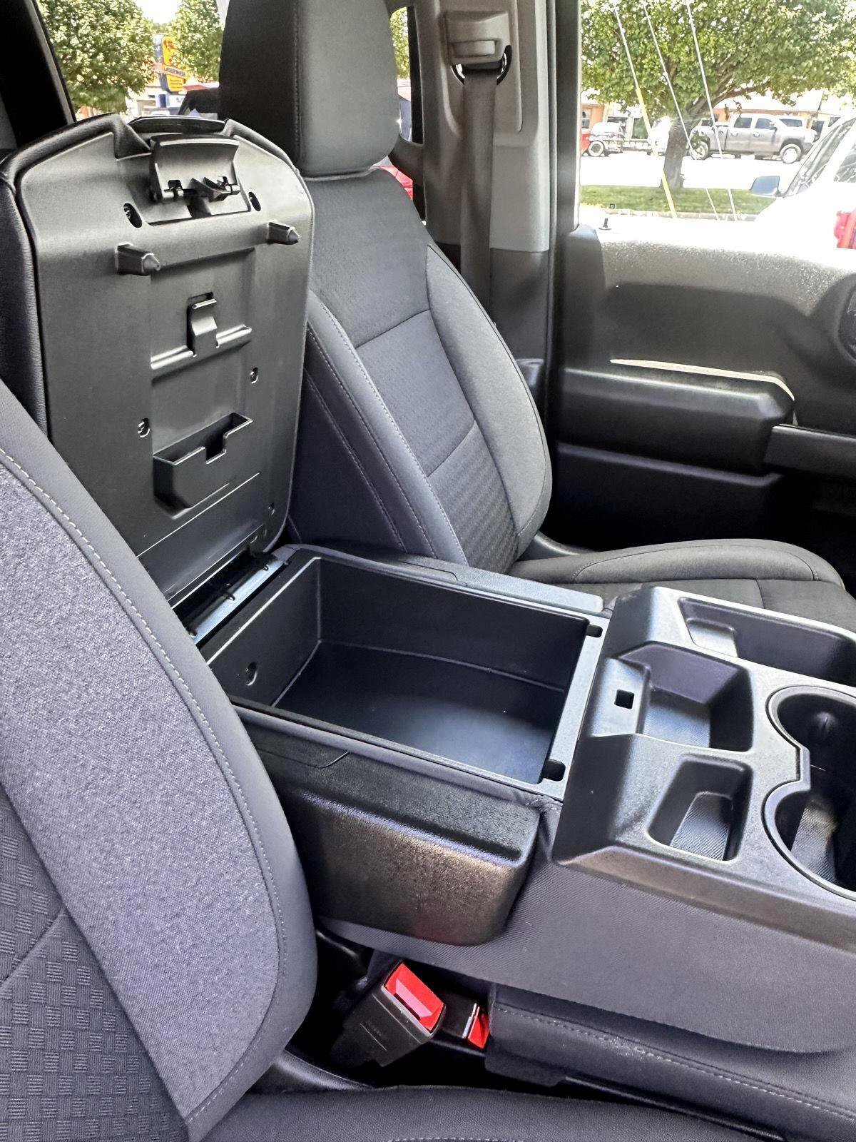 Used 2023 Chevrolet Silverado 1500 Custom image 40