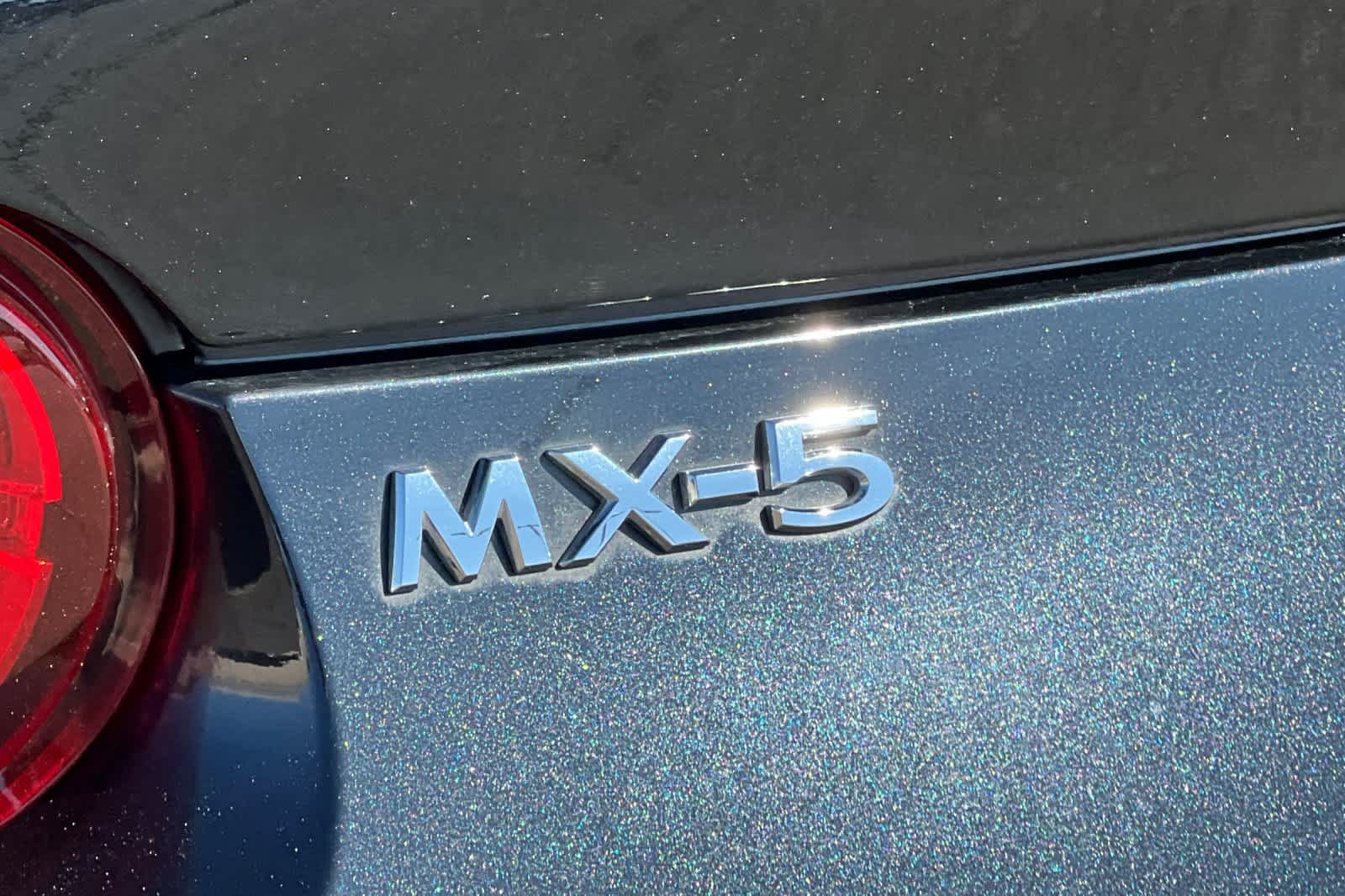 Used 2023 MAZDA MX-5 Miata Grand Touring RWD image 31