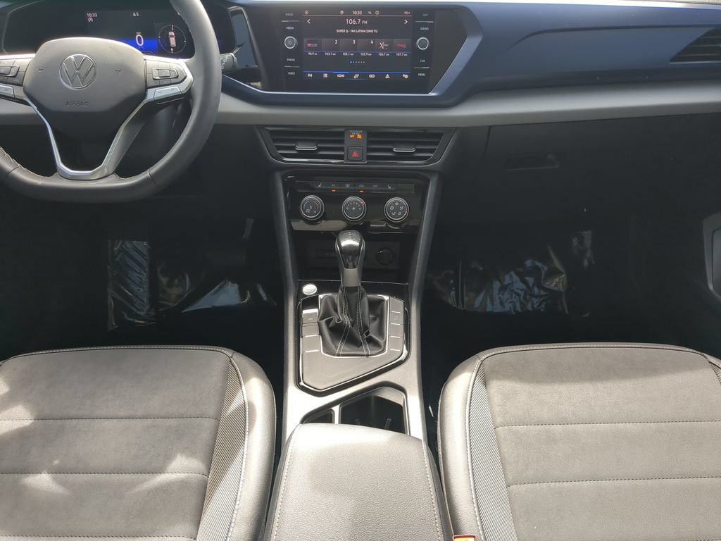Certified 2023 Volkswagen Taos SE w/ Panoramic Sunroof Package FWD image 15