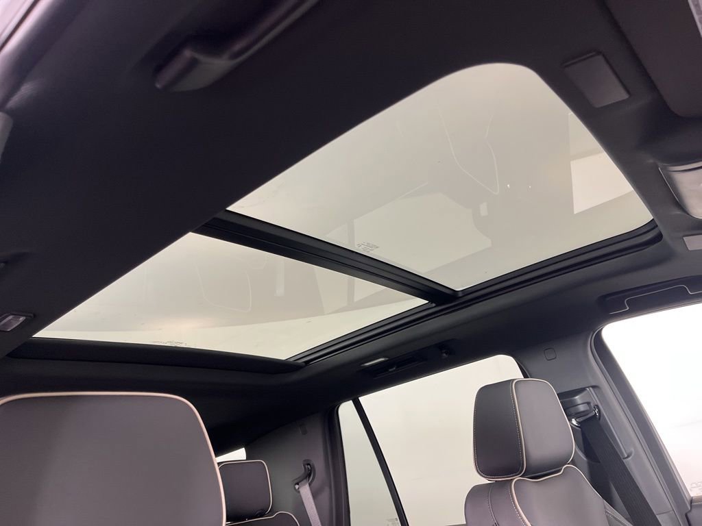 New 2026 Chevrolet Tahoe Premier image 12