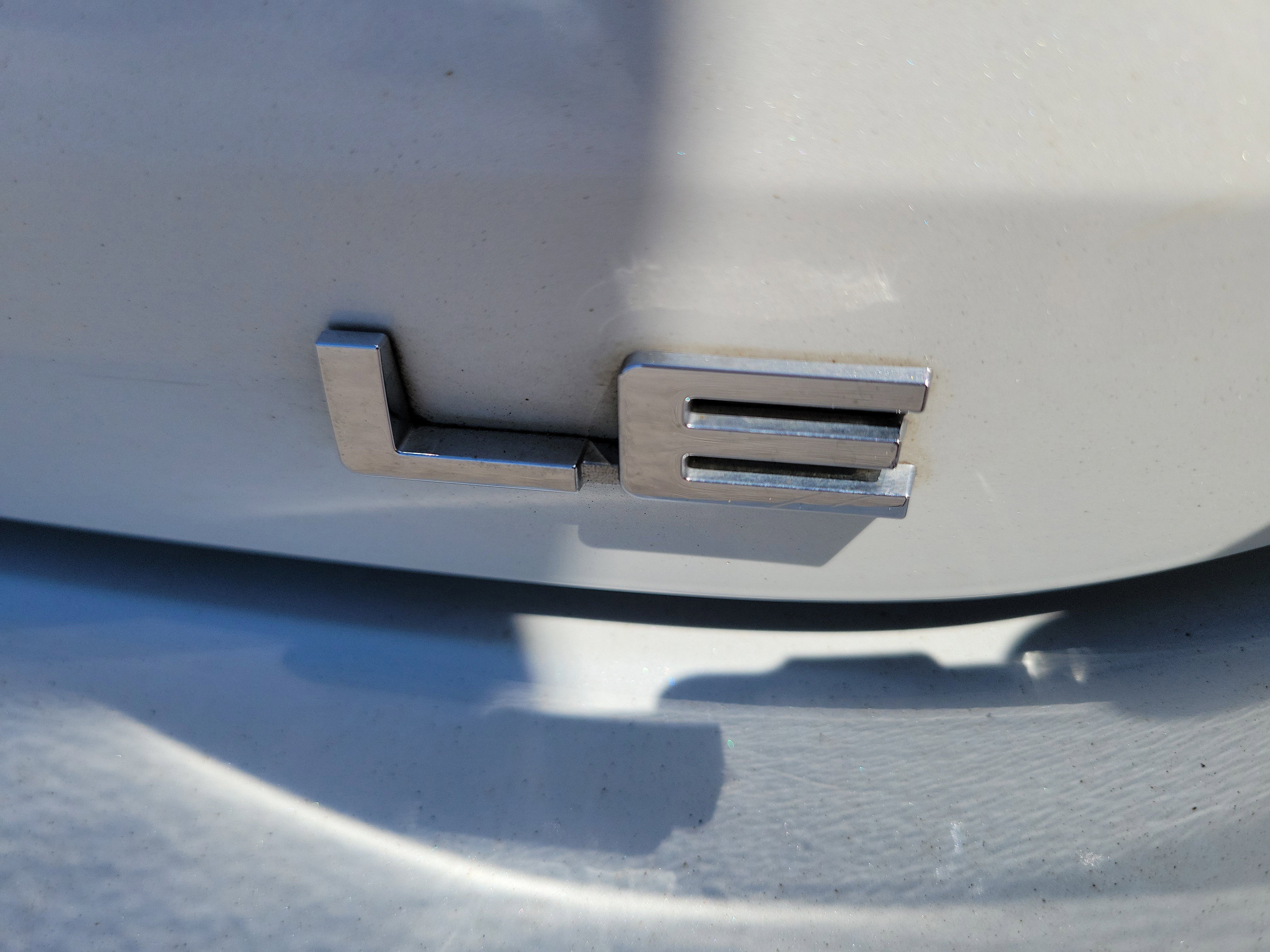 Used 2021 Toyota Highlander LE image 7