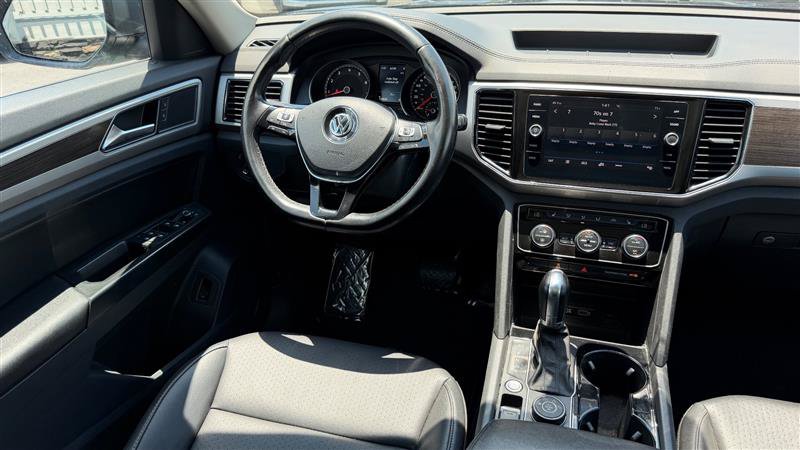 Used 2018 Volkswagen Atlas SEL AWD/4WD image 18