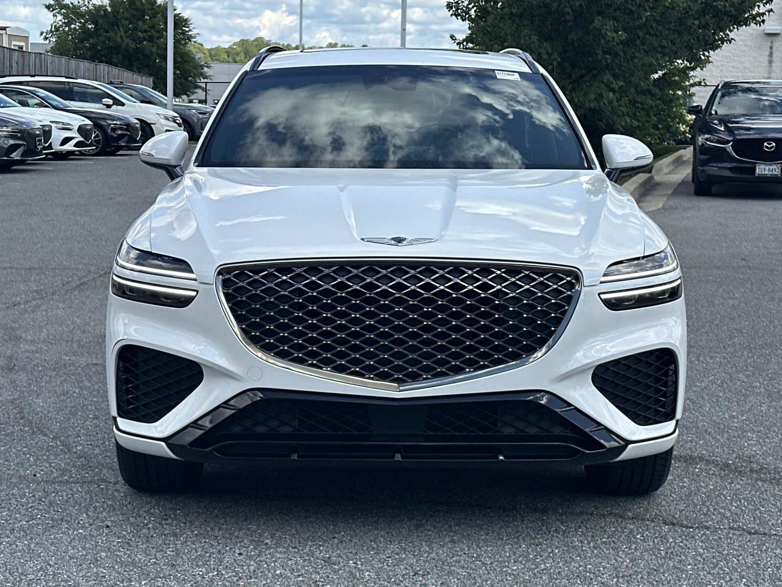 Used 2025 Genesis GV70 3.5T Sport AWD/4WD image 7