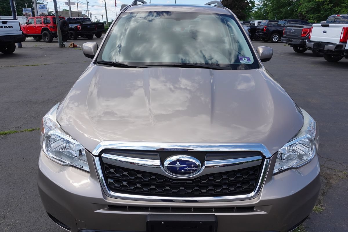 Used 2015 Subaru Forester 2.5i Premium w/ All-Weather Package AWD/4WD image 6