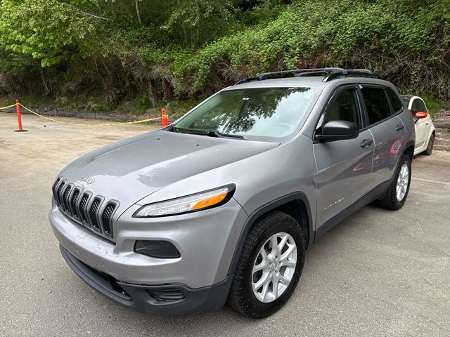 Used 2017 Jeep Cherokee Sport AWD/4WD image 3